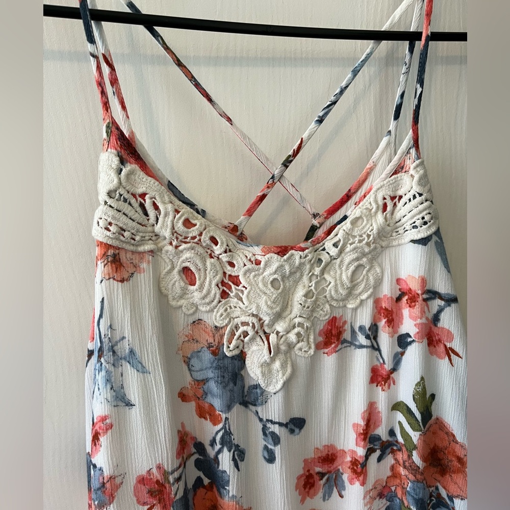 Abercrombie & Fitch Womens Floral Camisole with Lace Detail Size Small - Picture 2 of 6